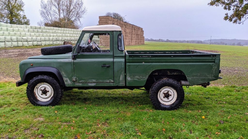 Land Rover defender 110 high capacity pickup 300 TDI 1998 Wragby #357 ...