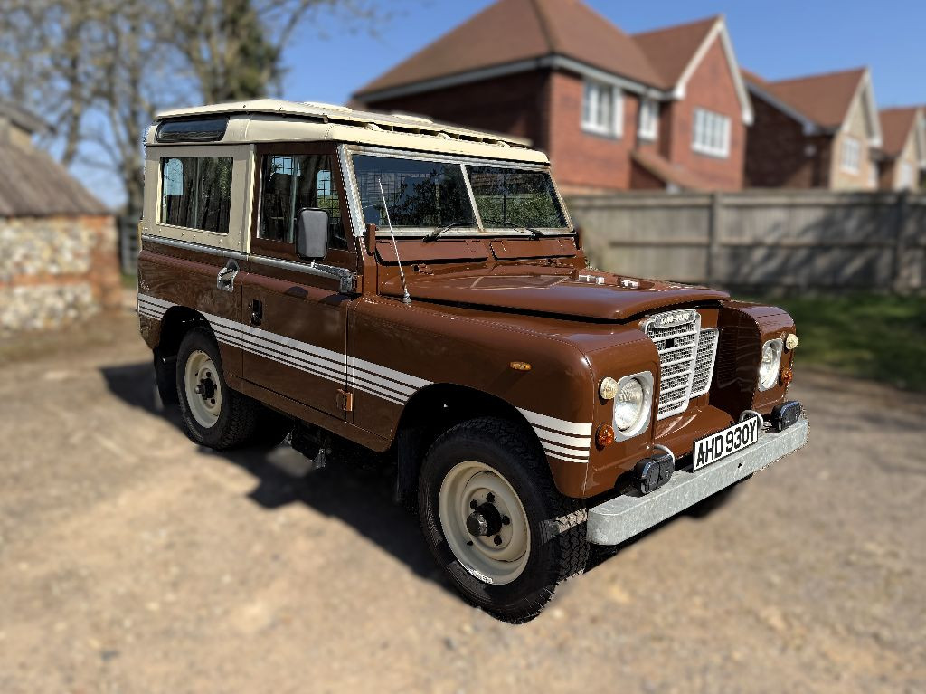 gorgeous 1982 Series III 88in CSW with galv chassis and o/d For Sale ...