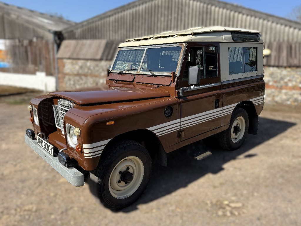 gorgeous 1982 Series III 88in CSW with galv chassis and o/d For Sale ...