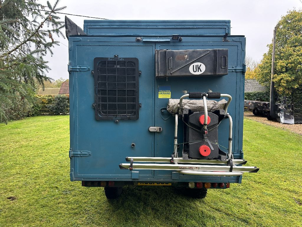 Land Rover Defender Pulse magnificent 1997 Land Rover Defender 130 300TDi Pulse Ambulance Camper ...